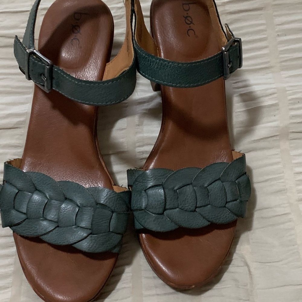 b.o.c. Women's Dark Green Braided Sandals